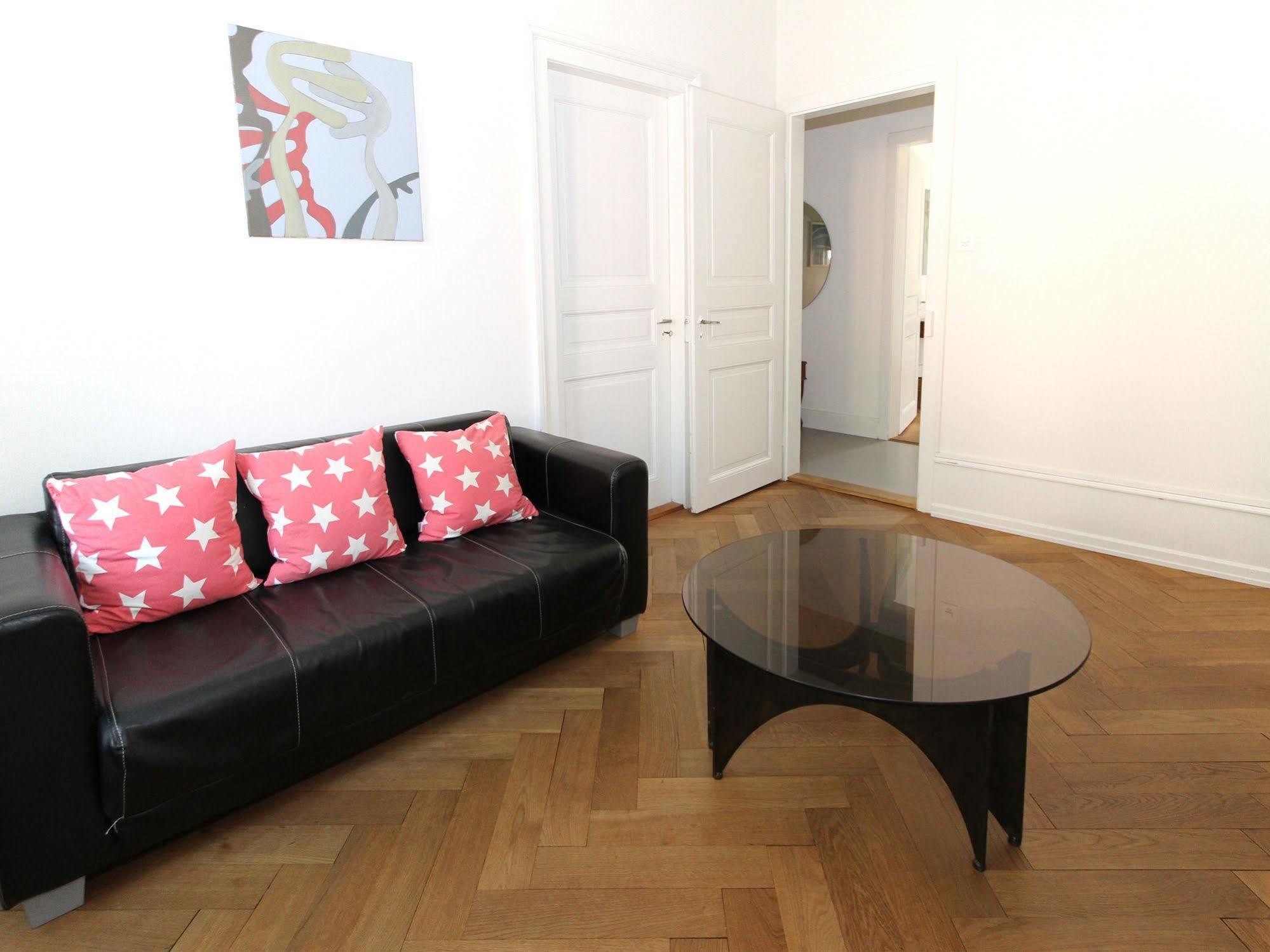 Apartments Spalenring 10 Basel Luaran gambar