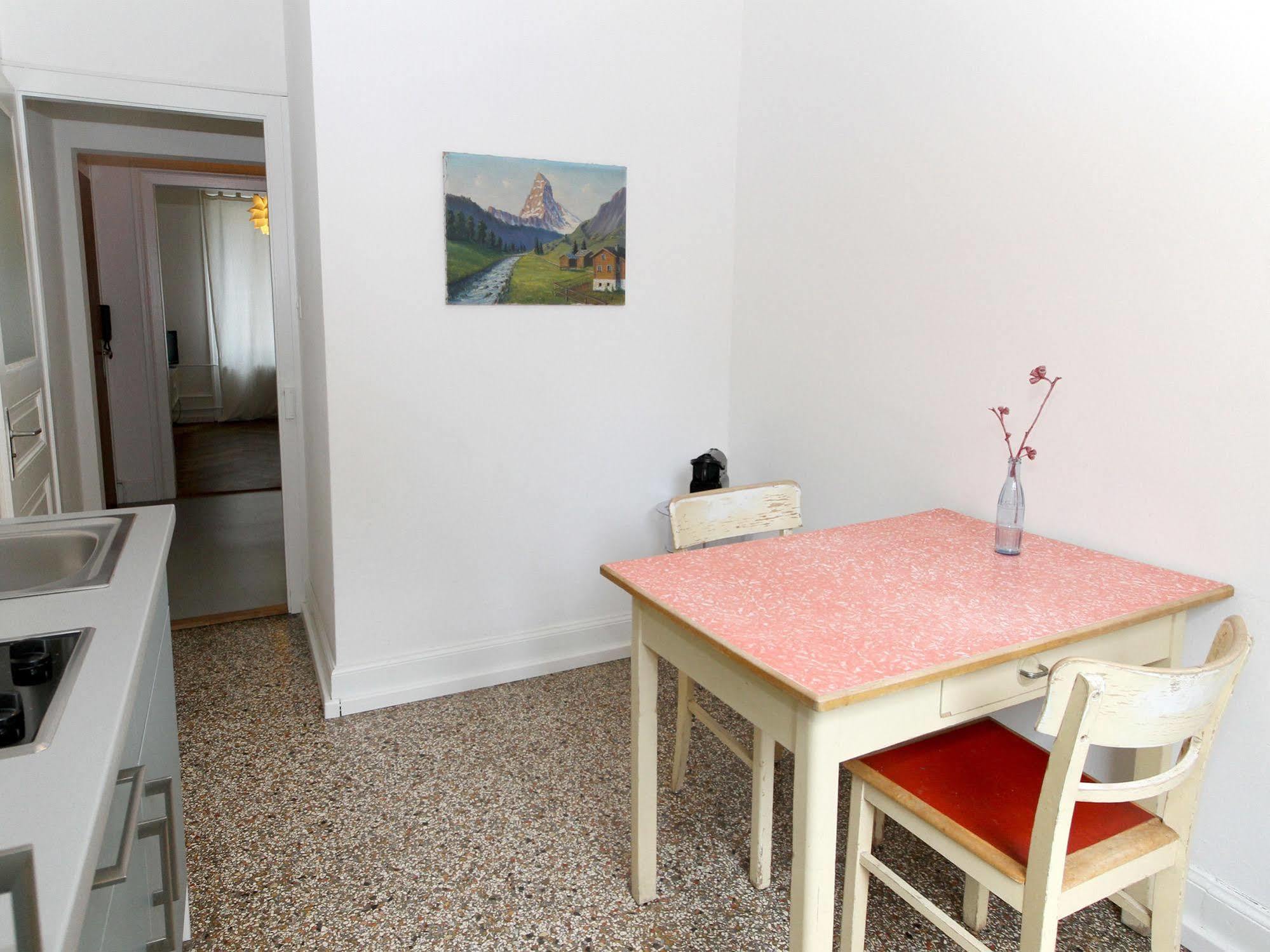 Apartments Spalenring 10 Basel Luaran gambar