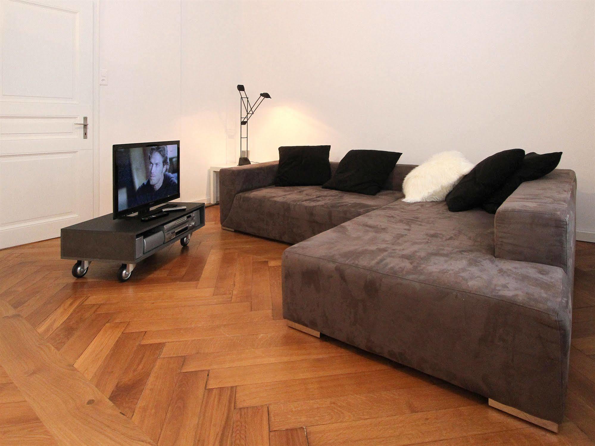 Apartments Spalenring 10 Basel Luaran gambar